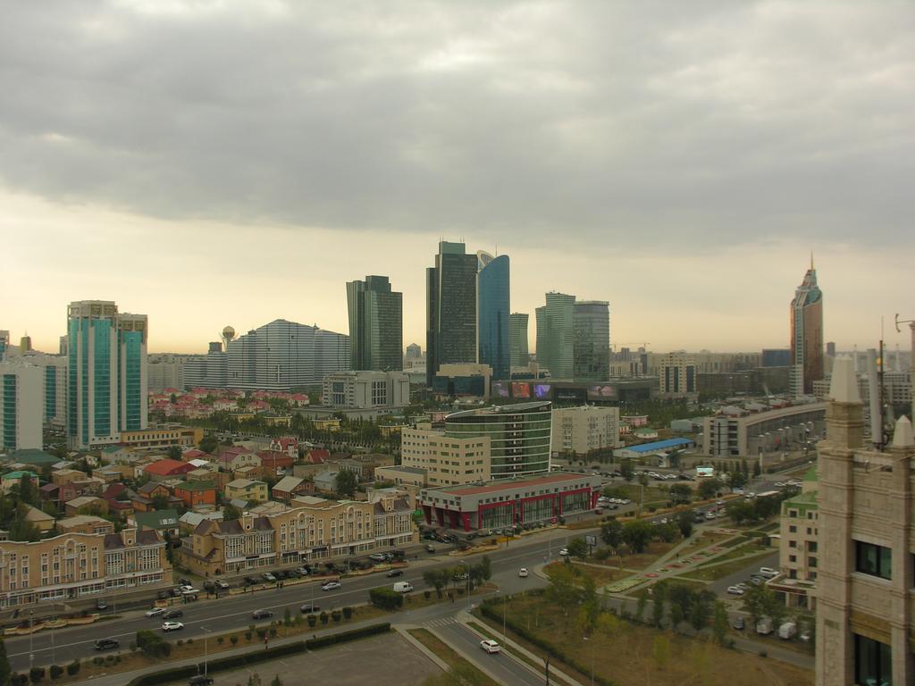 Triumph Astana Hostel Asztana Kültér fotó
