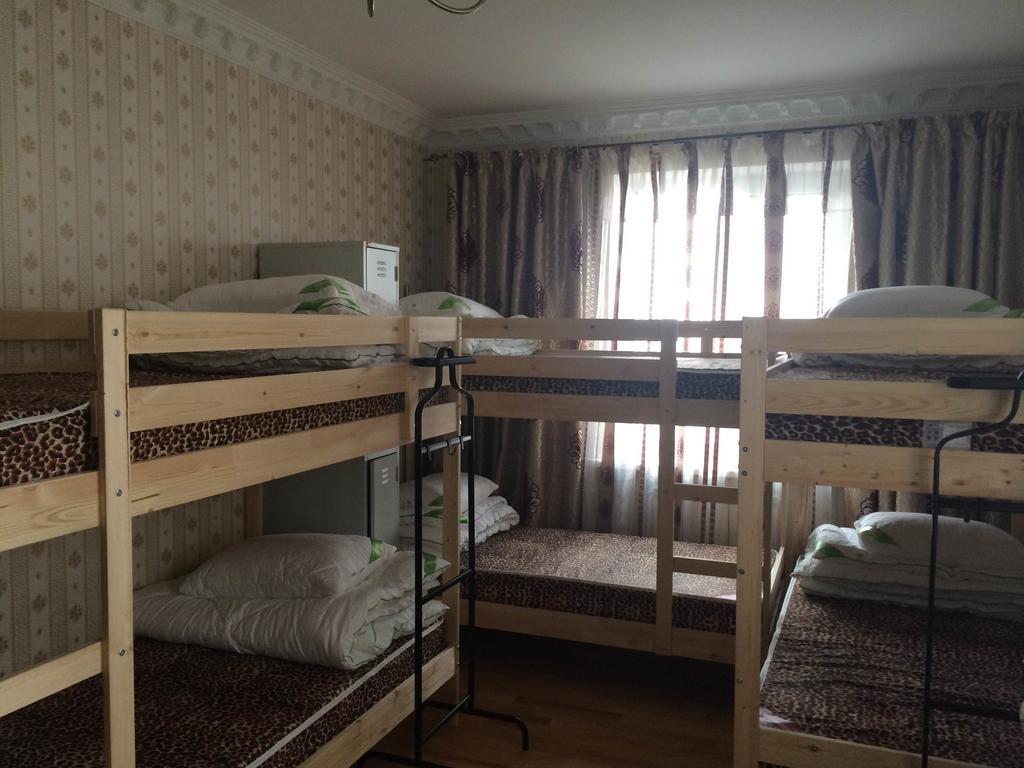 Triumph Astana Hostel Asztana Szoba fotó