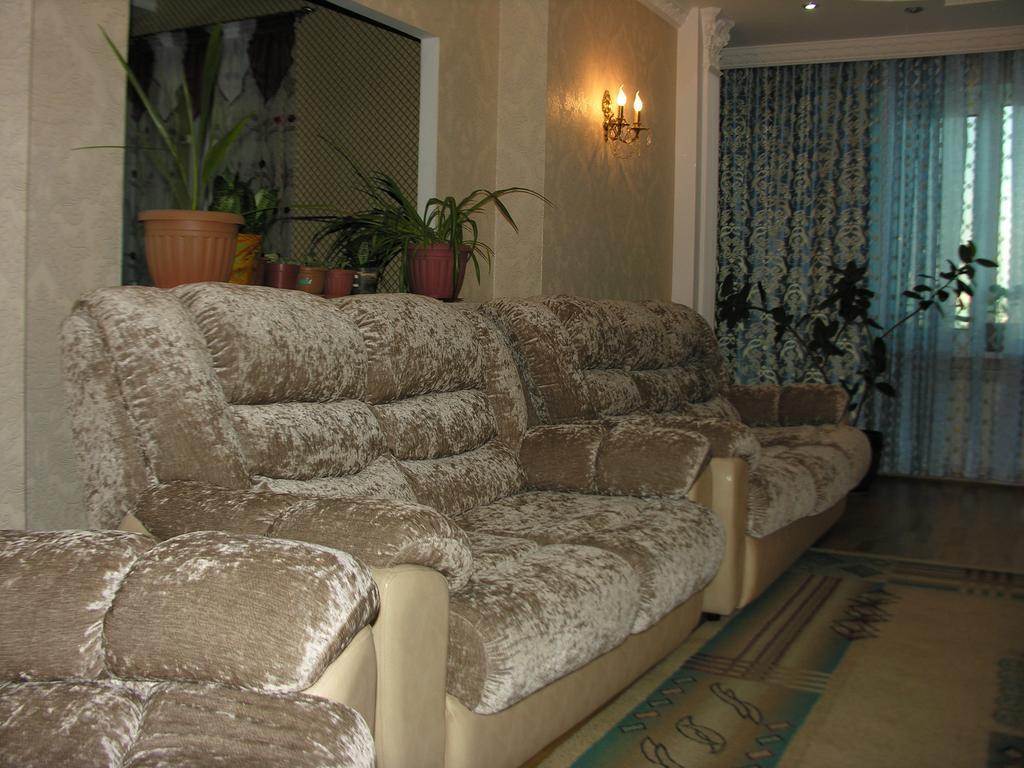 Triumph Astana Hostel Asztana Kültér fotó