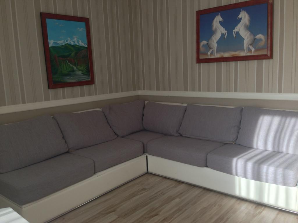 Triumph Astana Hostel Asztana Kültér fotó